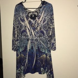 Beautiful dressy top!!